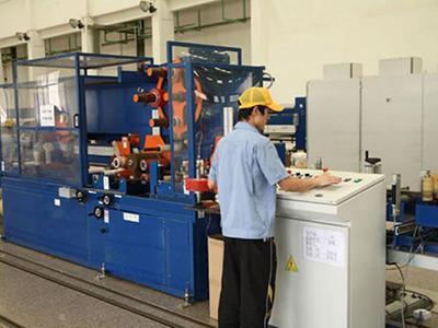 Lini produksi pengemasan otomatis