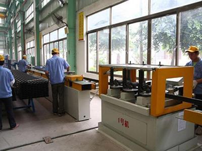 Lini produksi pengemasan otomatis